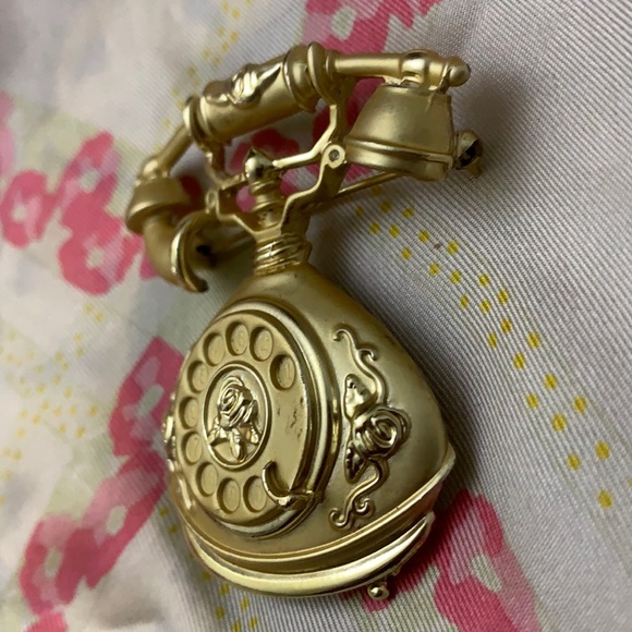 Vintage gold phone brooch pin - Picture 2 of 6